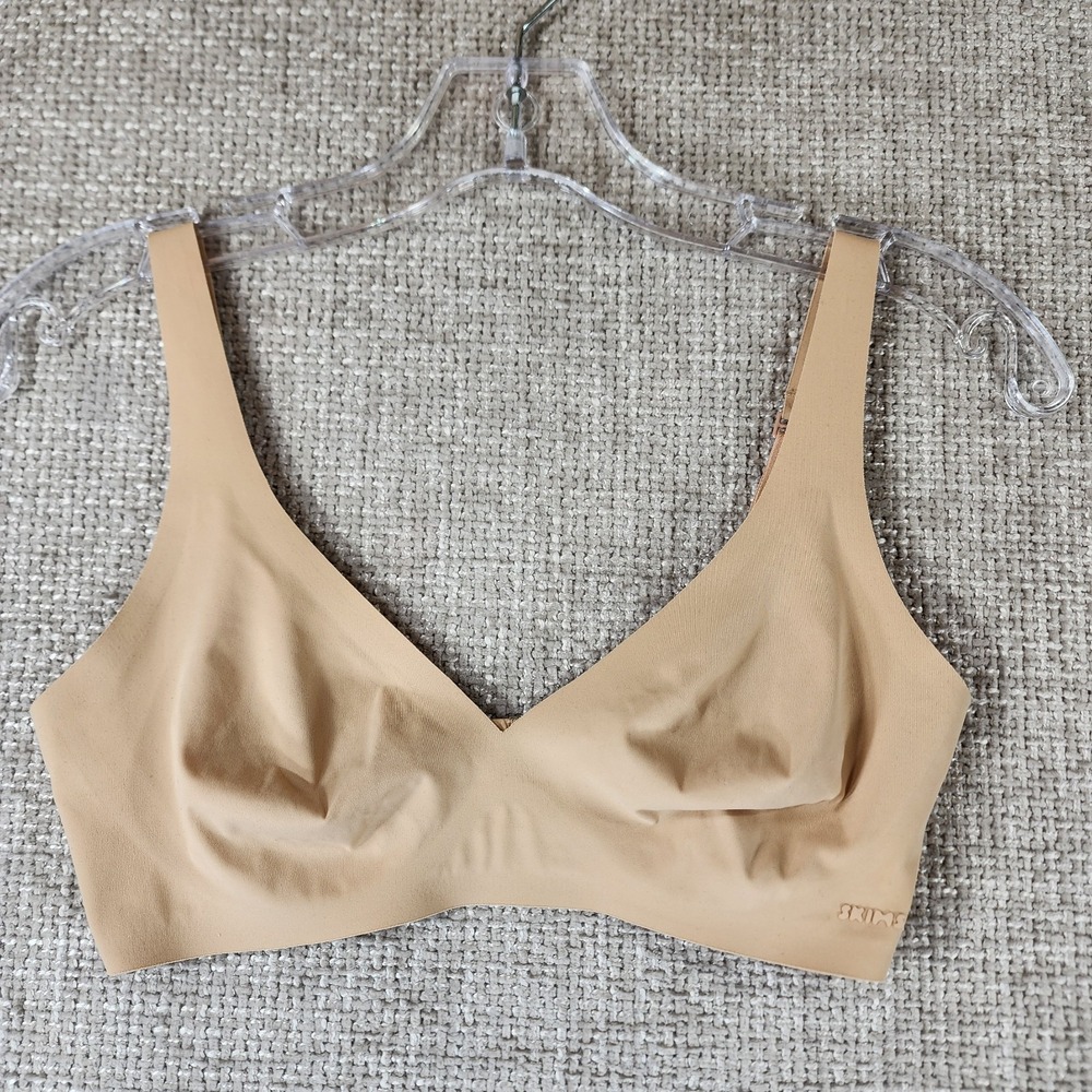 Skims Naked Plunge Bra Wirefree Womens S Beige Lightweight Non Padded